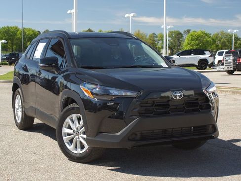 New 2026 Toyota Corolla Cross LE FWD image 5