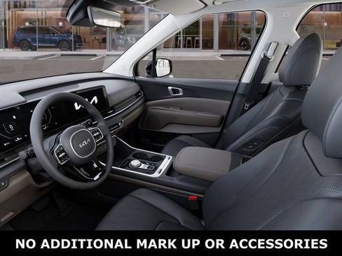 New 2026 Kia Carnival SX FWD image 17
