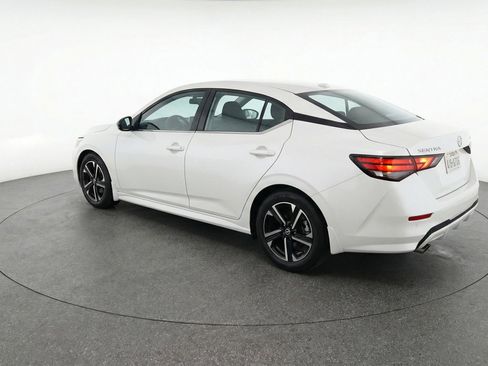 Used 2025 Nissan Sentra SV FWD image 6