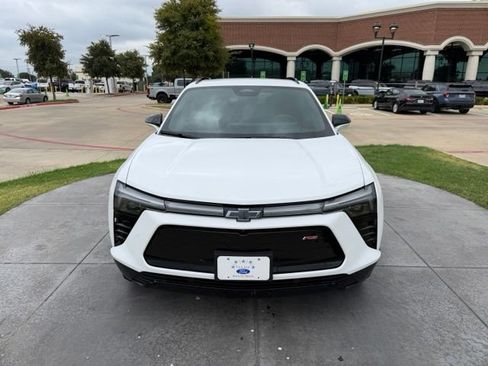 Used 2024 Chevrolet Blazer EV RS AWD/4WD image 2
