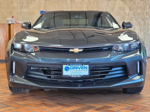 Used 2017 Chevrolet Camaro LT RWD image 3