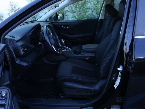 Used 2022 Subaru Outback Premium AWD/4WD image 11