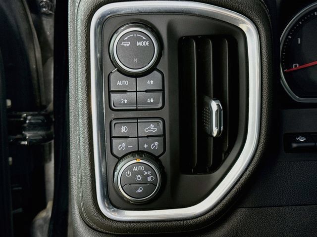 Used 2022 Chevrolet Silverado 3500 High Country AWD/4WD image 11