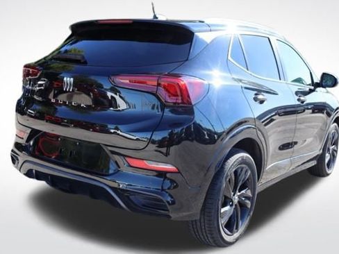 Used 2024 Buick Encore GX Sport Touring image 9