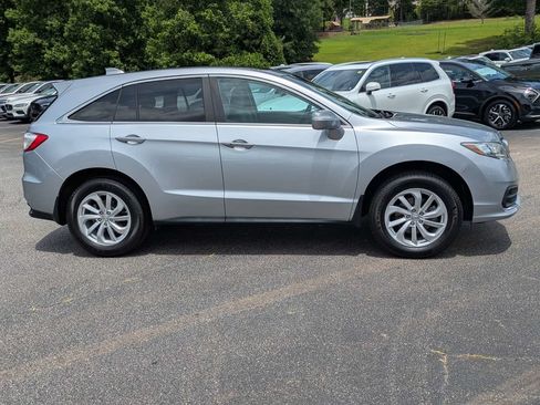 Used 2018 Acura RDX FWD image 3