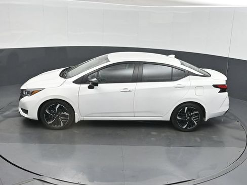 Used 2023 Nissan Versa SR w/ Trunk Package FWD image 43