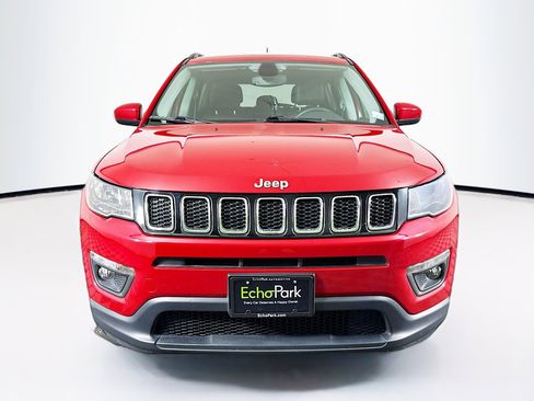 Used 2019 Jeep Compass Latitude w/ Popular Equipment Group image 2