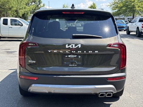 Used 2022 Kia Telluride SX AWD/4WD image 6