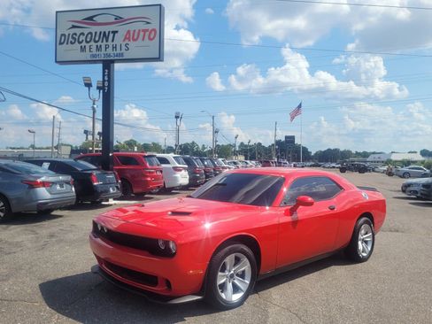 Used 2023 Dodge Challenger SXT RWD image 22