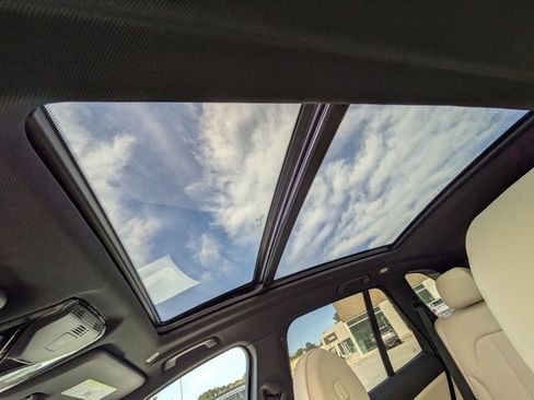 Used 2022 BMW X5 xDrive40i w/ Premium Package image 21