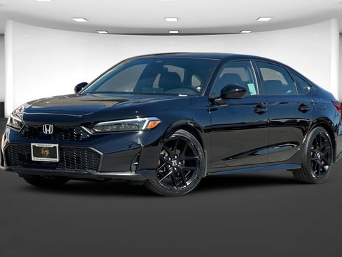 Used 2025 Honda Civic Sport image 2