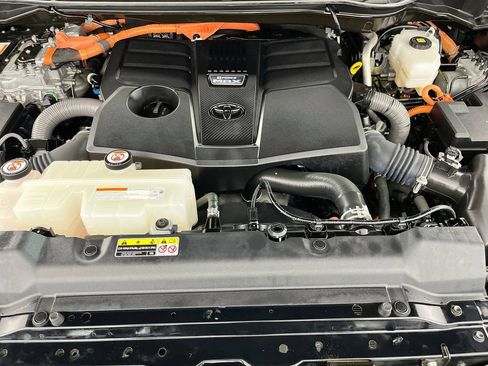 Used 2023 Toyota Tundra TRD Pro AWD/4WD image 42