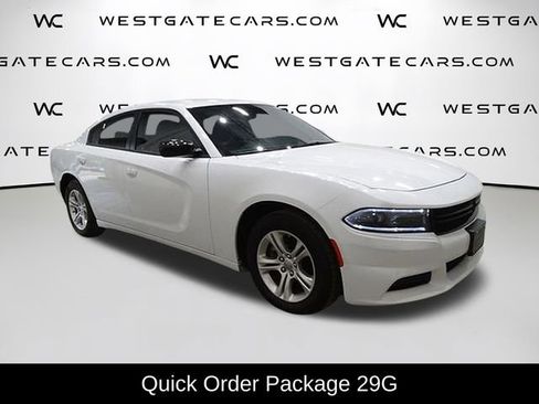 Used 2023 Dodge Charger SXT image 2