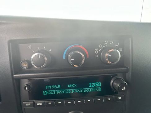 Used 2024 Chevrolet Express 2500 w/ Driver Convenience Package RWD image 12
