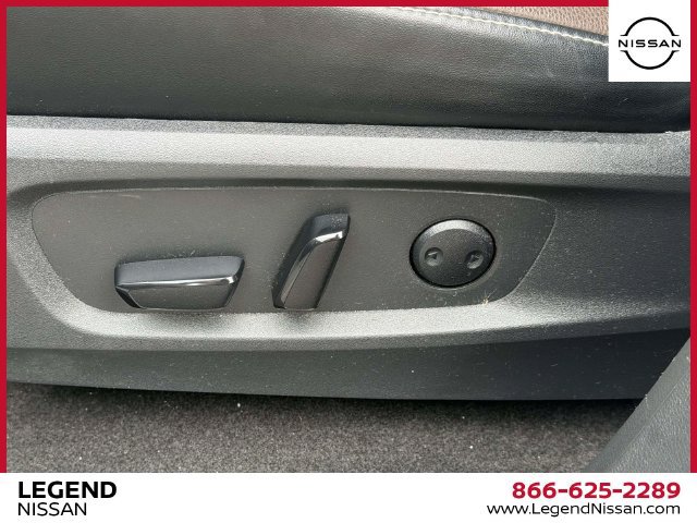 Certified 2024 Nissan Pathfinder Platinum w/ Cargo Package AWD/4WD image 17