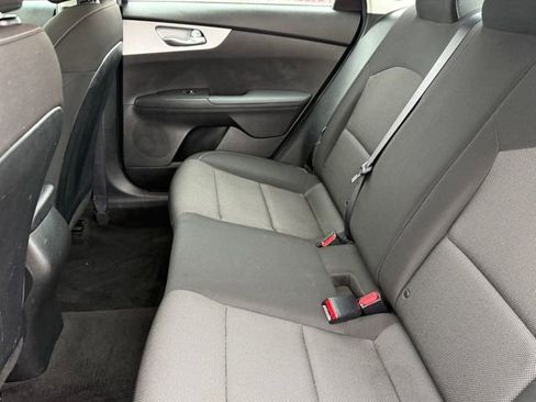 Used 2023 Kia Forte LXS FWD image 27