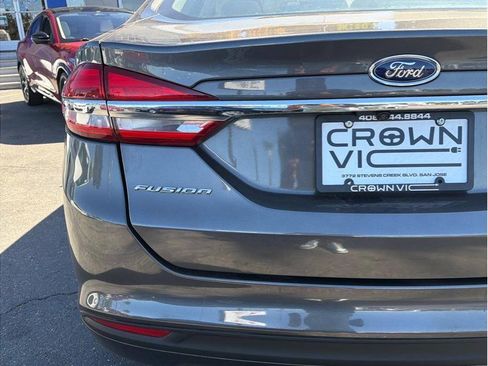 Used 2018 Ford Fusion S FWD image 19