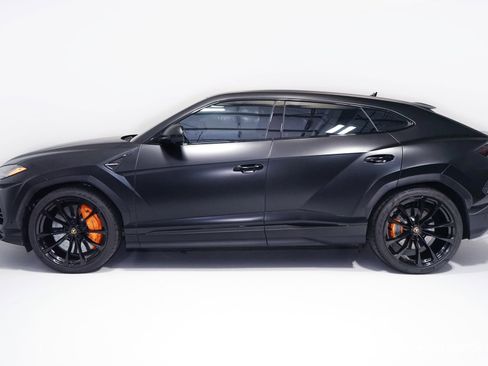 Used 2022 Lamborghini Urus image 5