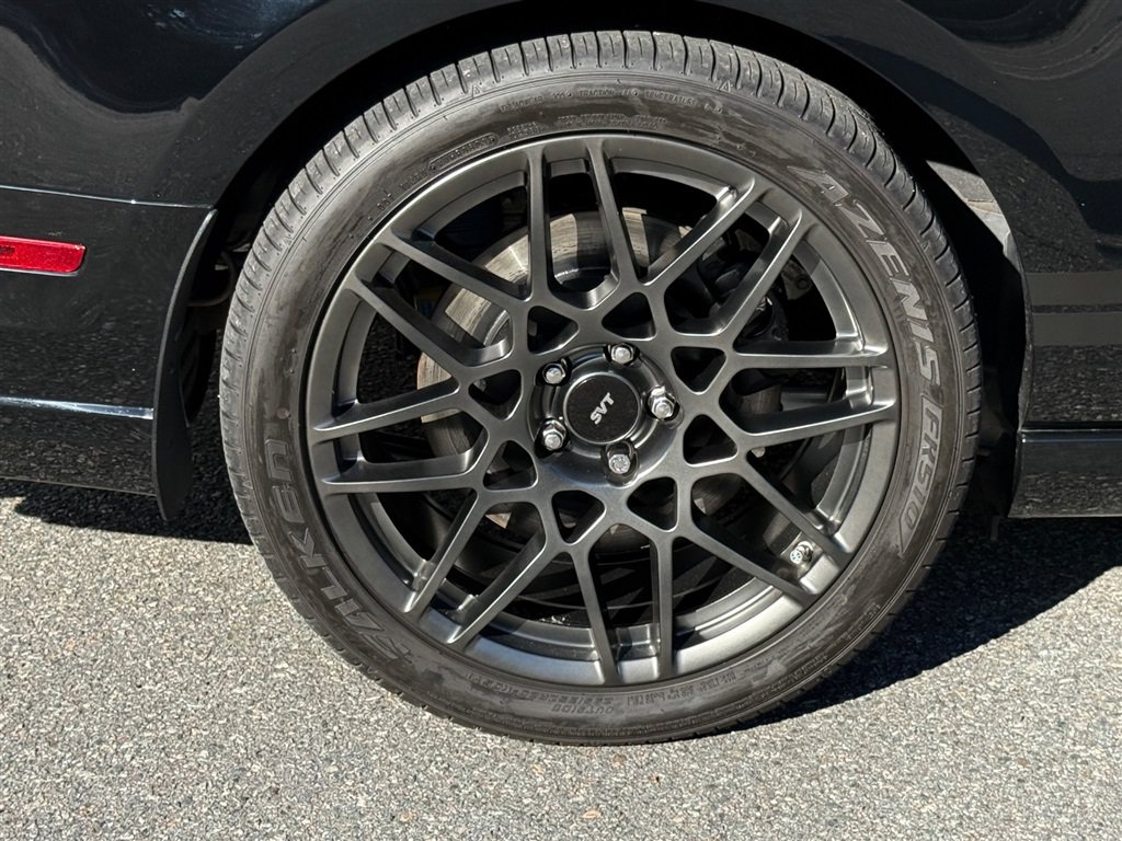 Used 2014 Ford Mustang Shelby GT500 w/ Equipment Group 821A RWD image 34