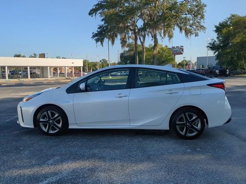 Used 2021 Toyota Prius XLE image 7