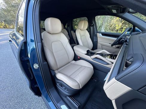 New 2026 Porsche Cayenne E-Hybrid image 29