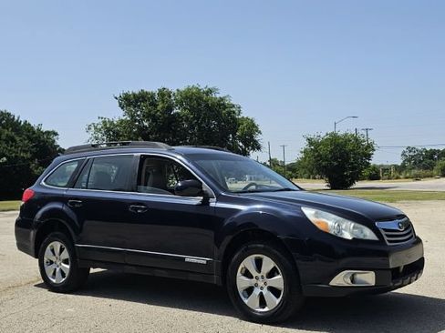 Used 2012 Subaru Outback 2.5i AWD/4WD image 2