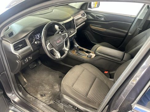 Used 2017 GMC Acadia SLE w/ Driver Alert Package I AWD/4WD image 3