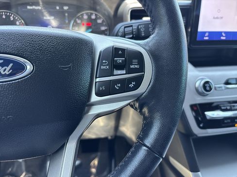 Used 2023 Ford Explorer XLT w/ Equipment Group 202A RWD image 29