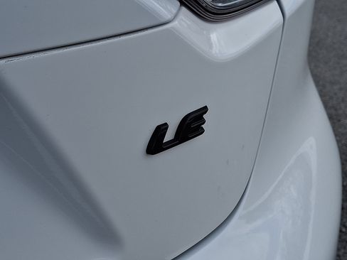 Certified 2025 Toyota Corolla LE image 30