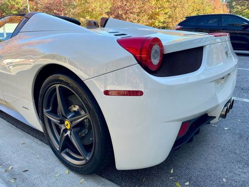 Used 2013 Ferrari 458 Spider image 93