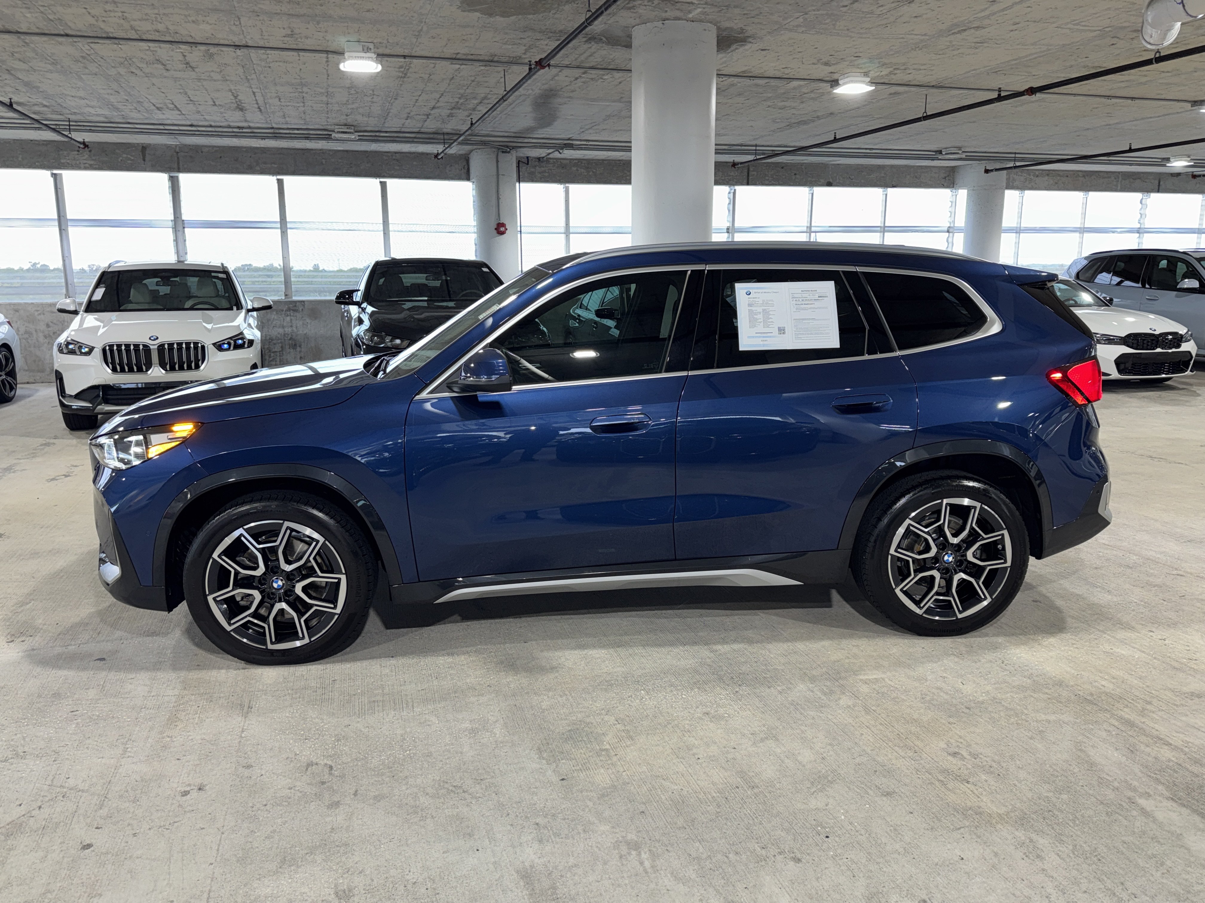 Used 2025 BMW X1 xDrive28i w/ Convenience Package AWD/4WD image 5