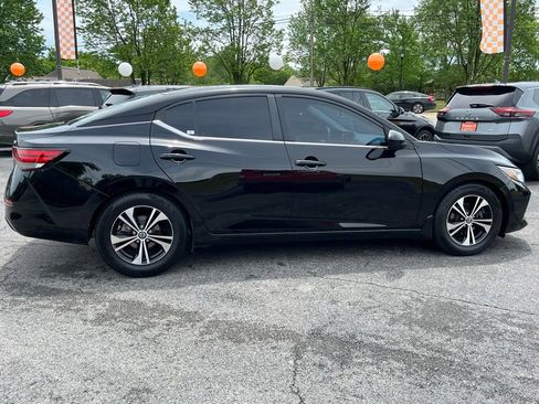 Used 2022 Nissan Sentra SV FWD image 9