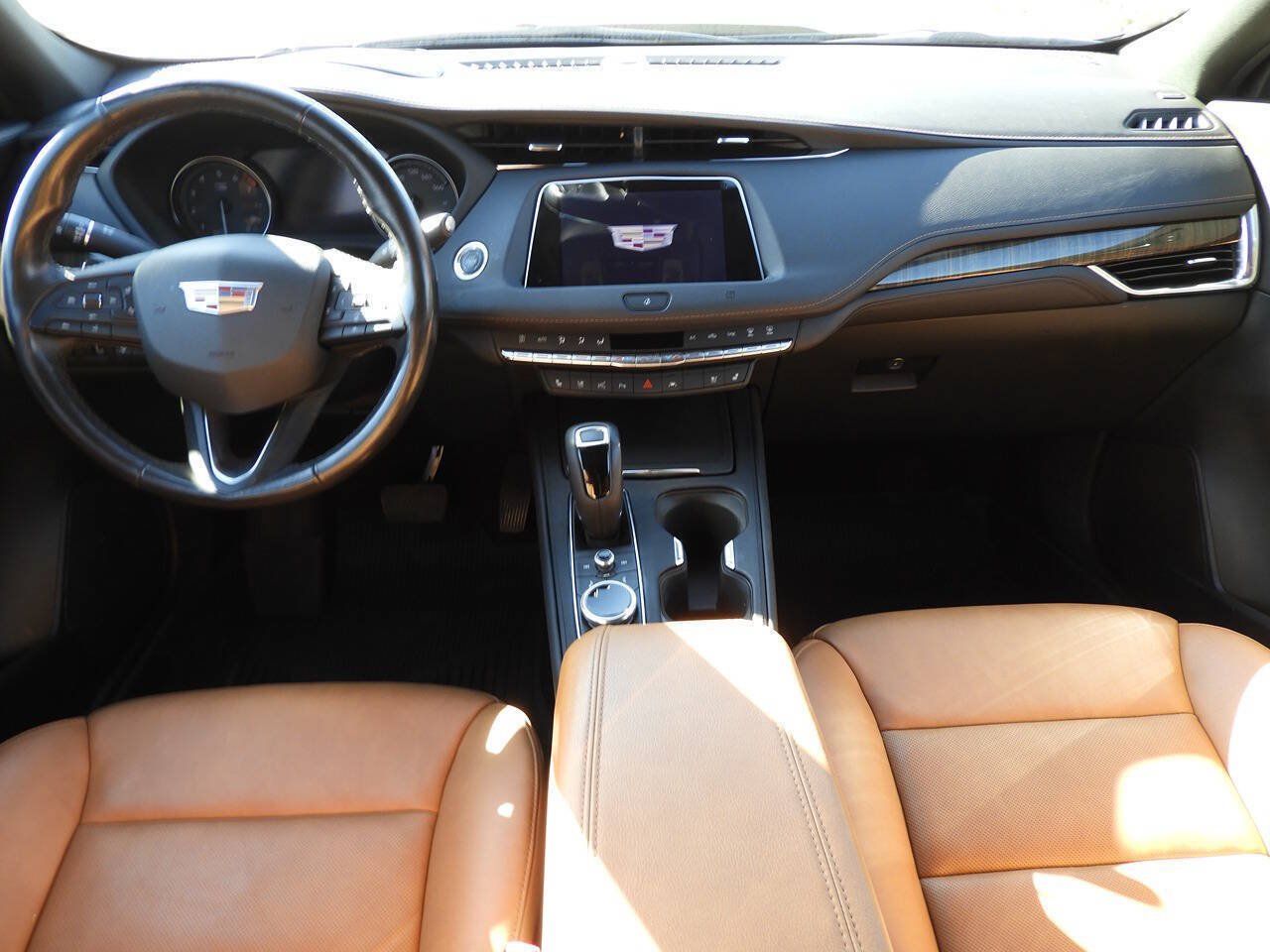 Used 2019 Cadillac XT4 Premium Luxury AWD/4WD image 23