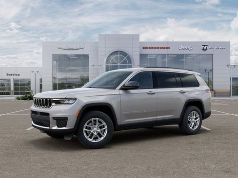 New 2026 Jeep Grand Cherokee L Laredo AWD/4WD image 2