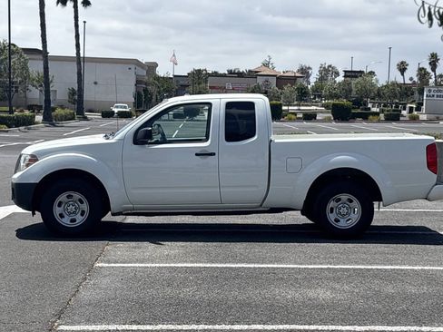 Used 2019 Nissan Frontier S RWD image 4