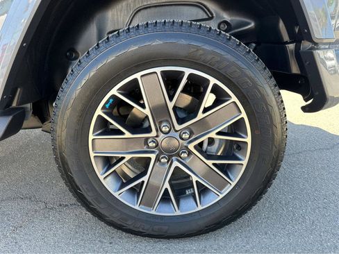 Used 2022 Jeep Wrangler Unlimited Sahara image 14