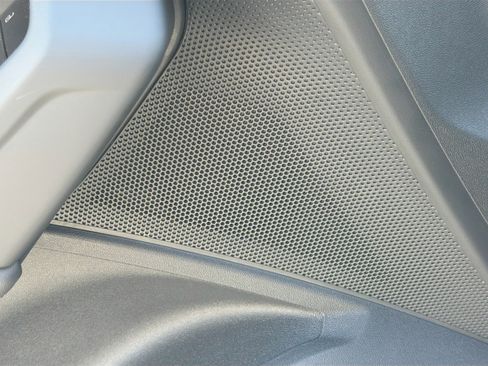 New 2025 Audi Q5 Premium Plus image 24