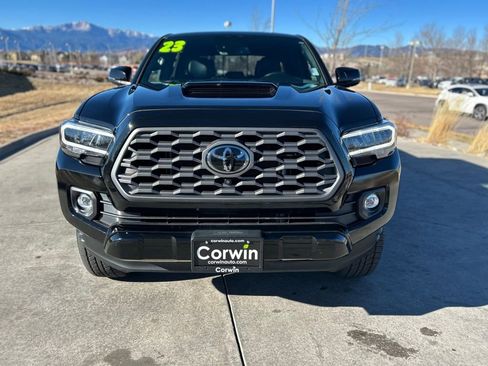 Used 2023 Toyota Tacoma TRD Sport image 2