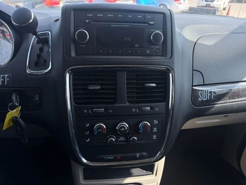 Used 2015 Dodge Grand Caravan SE w/ Quick Order Package 29E SE image 23