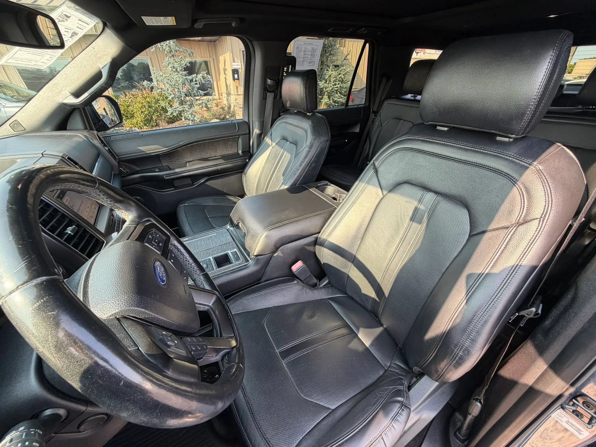 Used 2019 Ford Expedition Limited RWD image 17