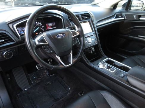 Used 2017 Ford Fusion Energi Titanium image 13