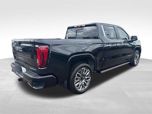 Used 2023 GMC Sierra 1500 Denali Ultimate AWD/4WD image 5