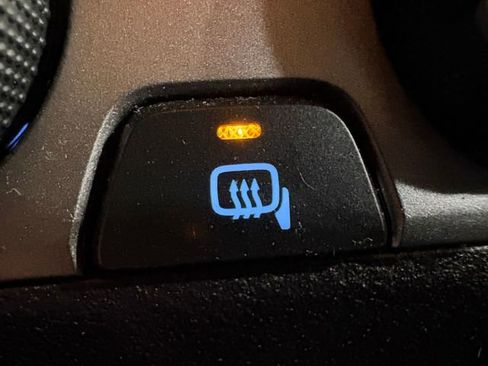 Certified 2021 Toyota Tacoma SR image 9