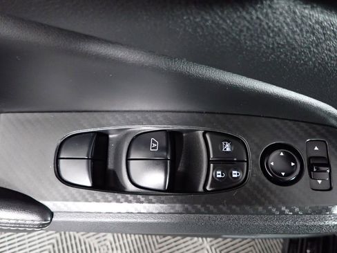 Used 2024 Nissan Altima 2.5 SV image 20