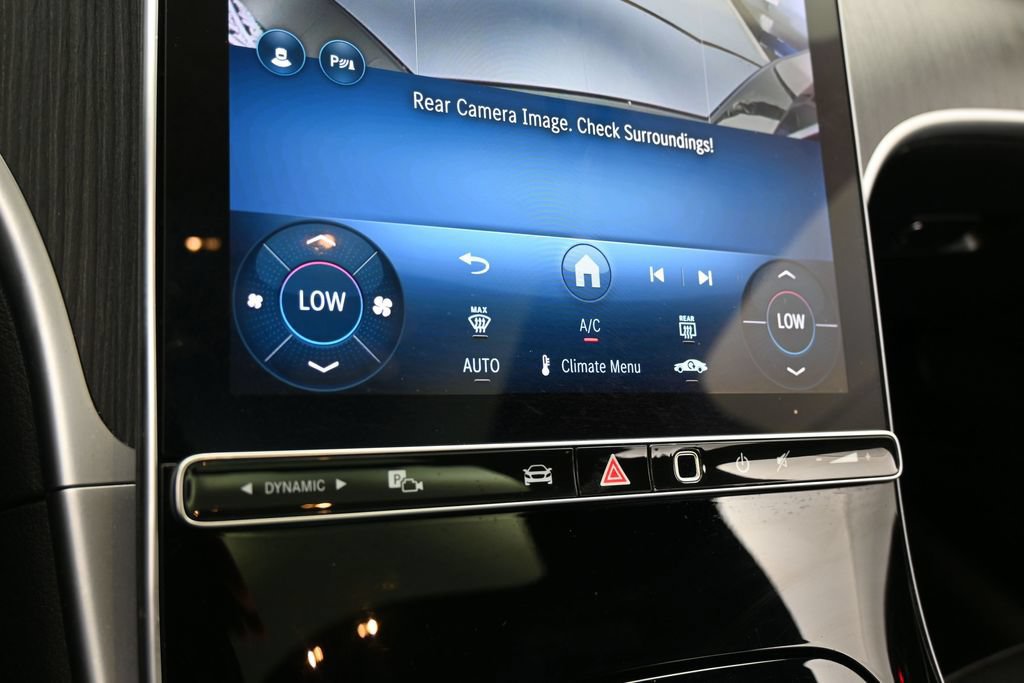 Used 2025 Mercedes-Benz C 300 Sedan image 29