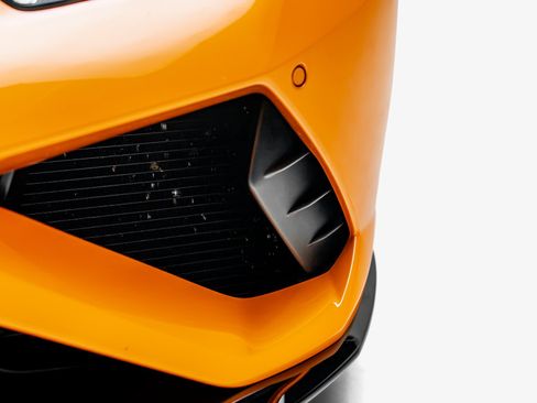 Used 2023 Lamborghini Huracan EVO RWD image 23