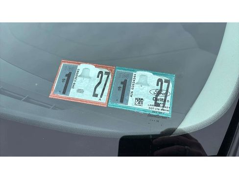 Used 2016 Ford Focus SE w/ SE Power Seat Package image 21