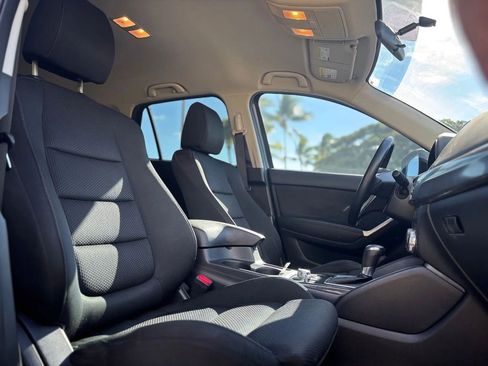 Used 2016 MAZDA CX-5 Touring image 9