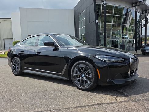 Used 2024 BMW i4 eDrive40 RWD image 7