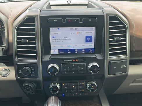 Used 2019 Ford F150 Limited w/ Trailer Tow Package AWD/4WD image 13